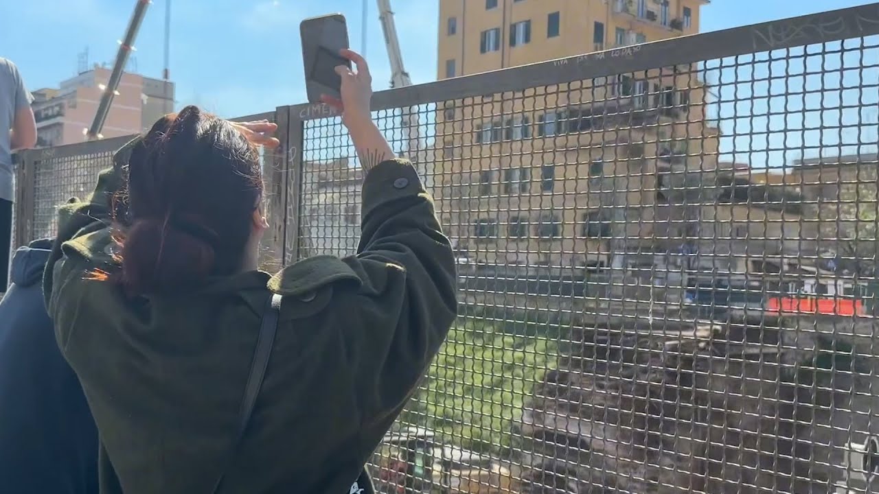 Roma, l'ultima commovente foto al ponticello del Pigneto: 