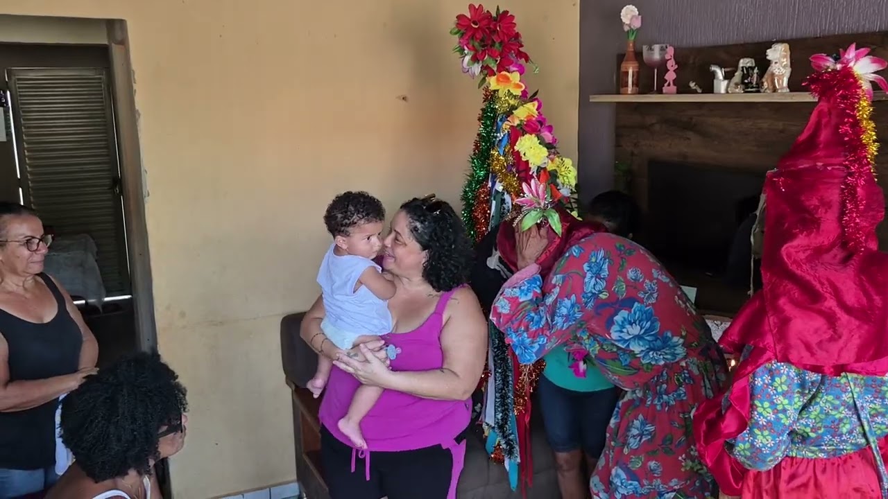 Cia de Reis Familía de Belém: Trecho de Santos Reis: B- Chequir Abbud em Castilho-SP
