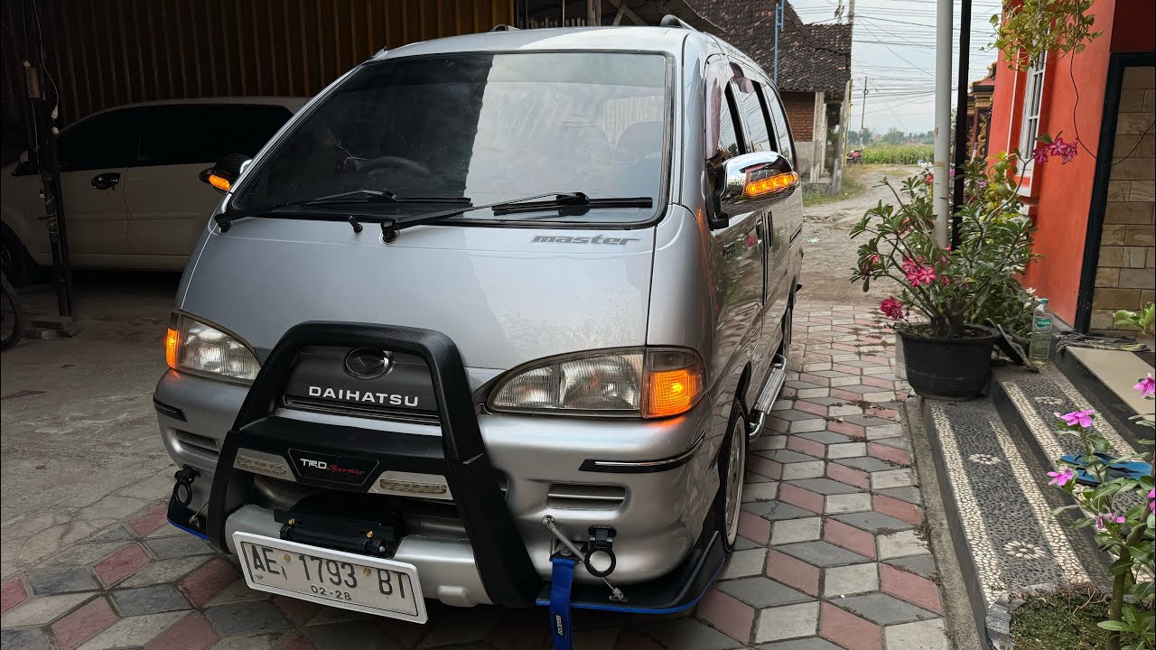 Espass 2005 ZLxtra 1.3 full variasi super istimewa dikelasnya 👍🏻👍🏻👍🏻 siapa cepat dia dapat bossku!