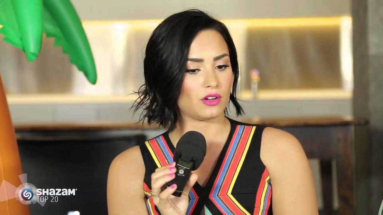 Demi Lovato On How To Help Friends With Depression & Anxiety