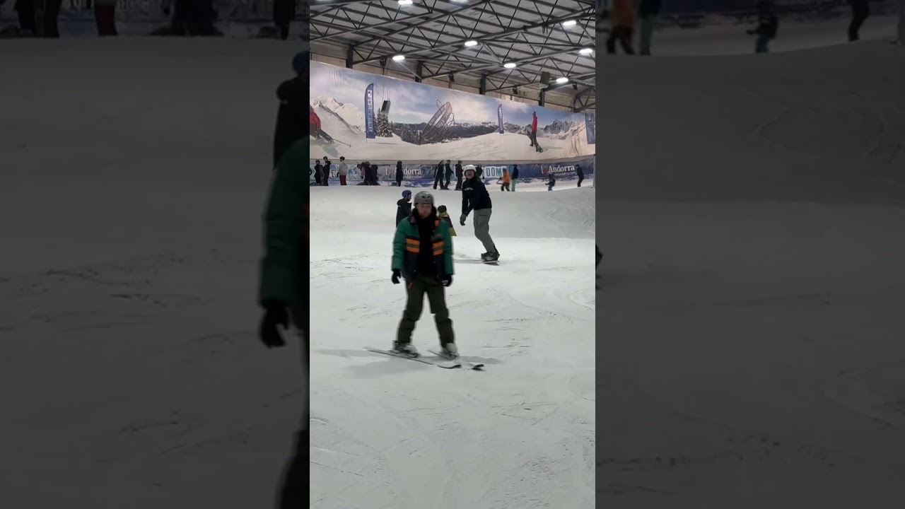 Tamworth Snow Dome, I pop a tiny Ollie inside a giant refrigerator #snowboarding #dcshoes