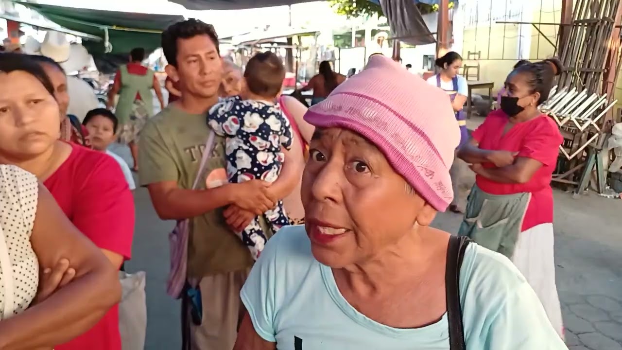 SAN MARCOS, GRO. UN GRUPO DE COMERCIANTES NO QUIEREN EL CAMBIO AL NUEVO MERCADO.