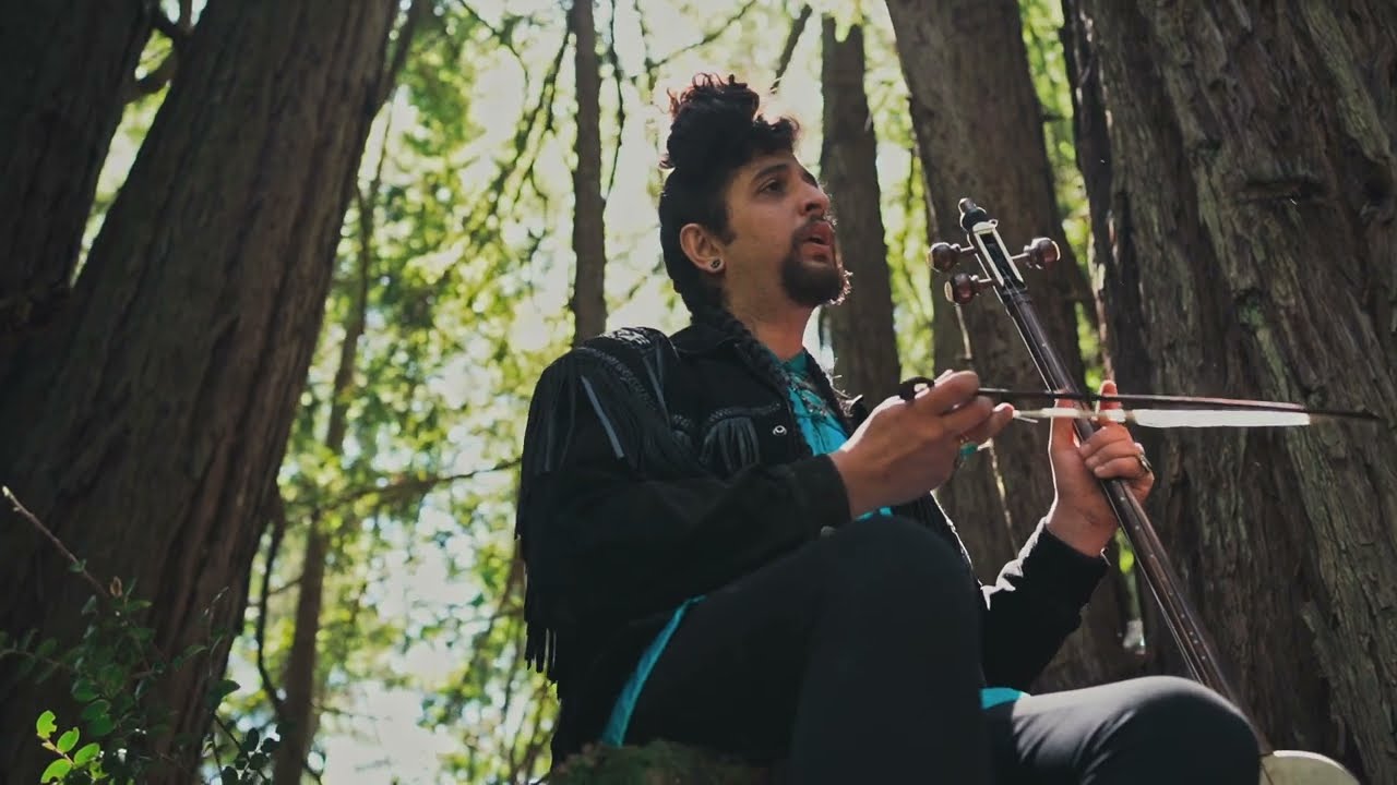 Mah Ze Tar- Ye Goli (A Flower)- Official Music Video