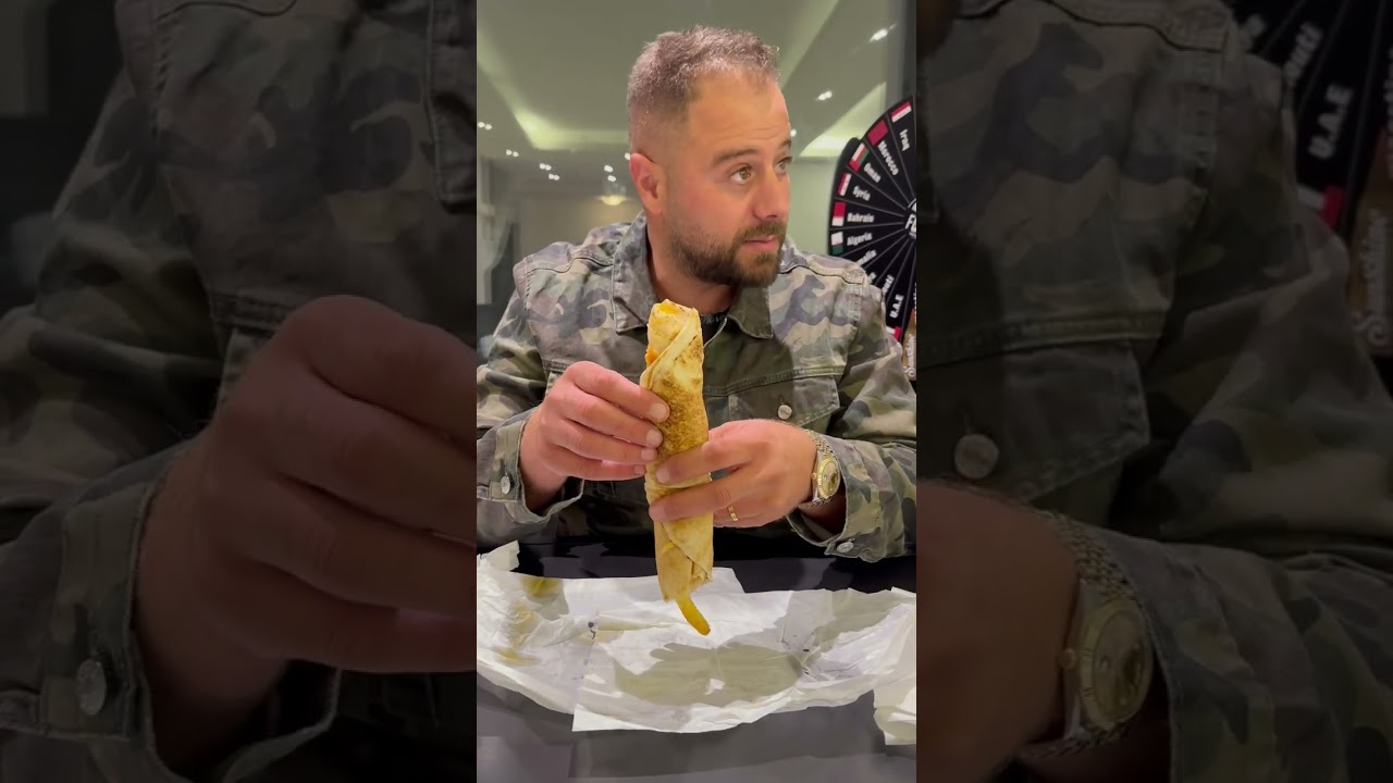 مقارنة شاورما الدجاج بين مطعم الباشا و مطعم الصبّاغ 🍗🐓Comparing Chicken Shawarma