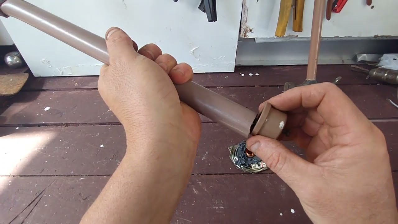 COMO FAZER CABO DE MARTELO  USANDO CANO DE PVC         ideias com PVC