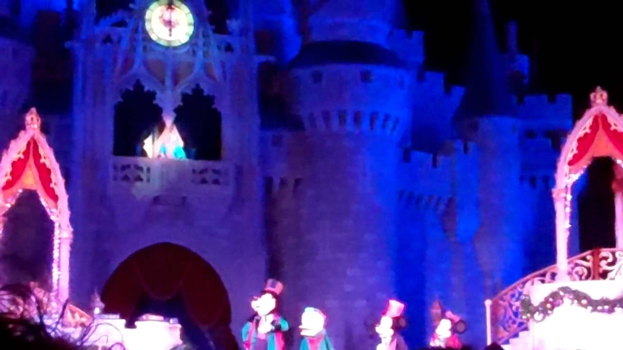 Cinderella's Christmas Wish - Magic Kingdom Castle Lighting Show