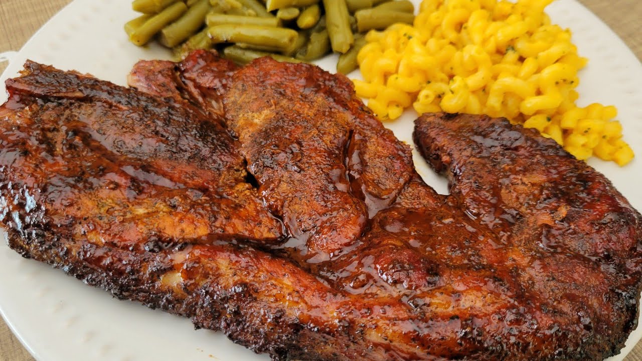 Как приготовить потрясающие свиные стейки на газовом гриле. Они никогда не почувствуют разницы!