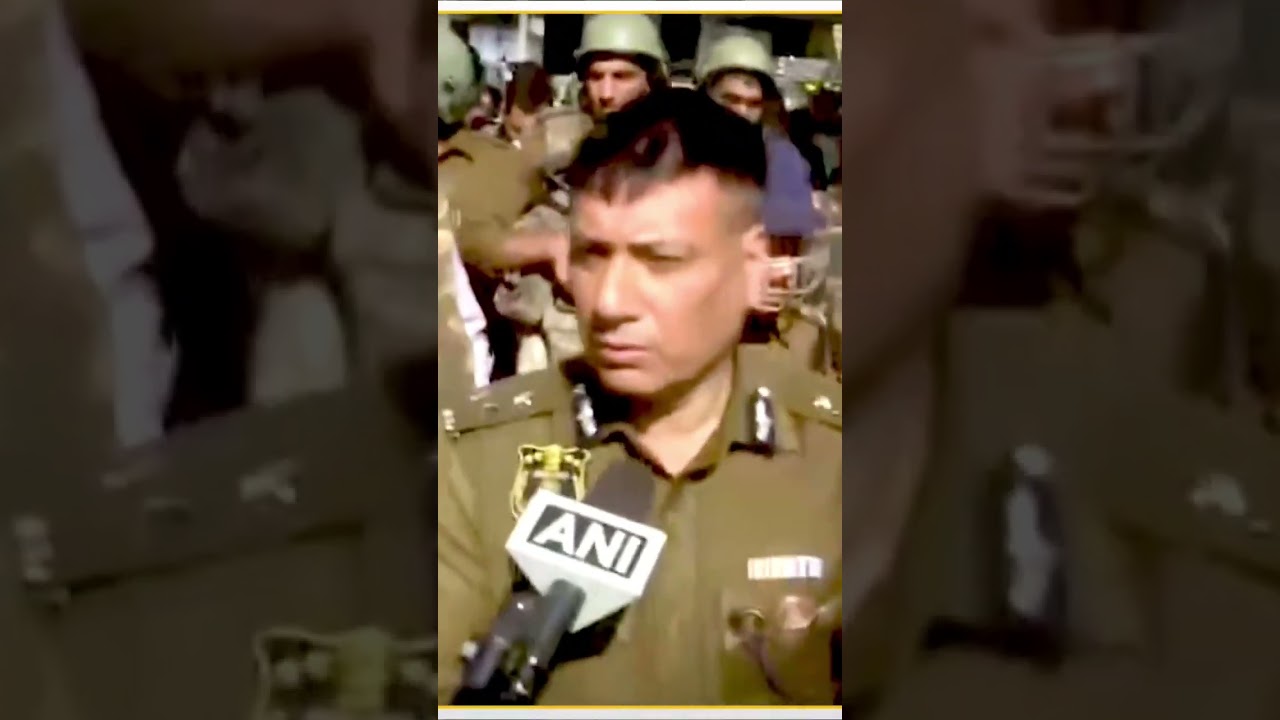 &ldquo;🚨 Shocking Clash in Chomu, Jaipur: Stone-Pelting on Police Sparks Fear 😱, Raises Alarming Questi