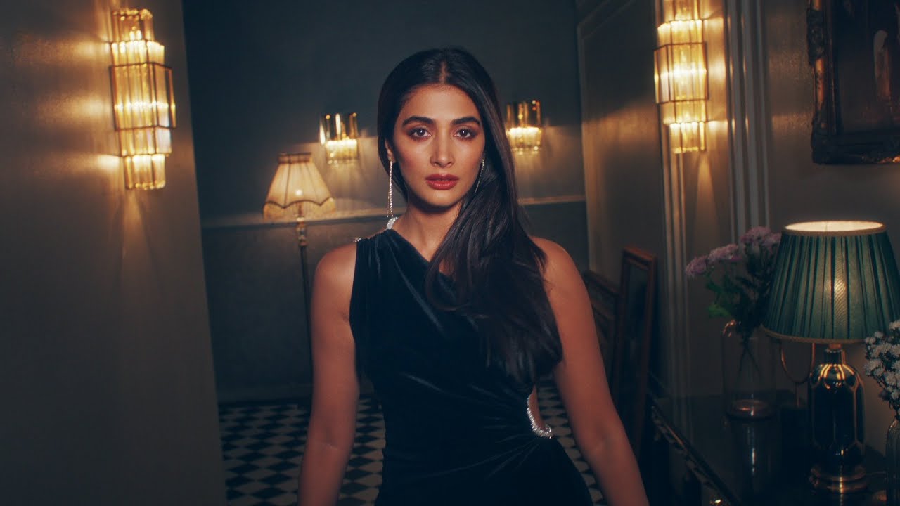 Glamour is a call away | Forever New India