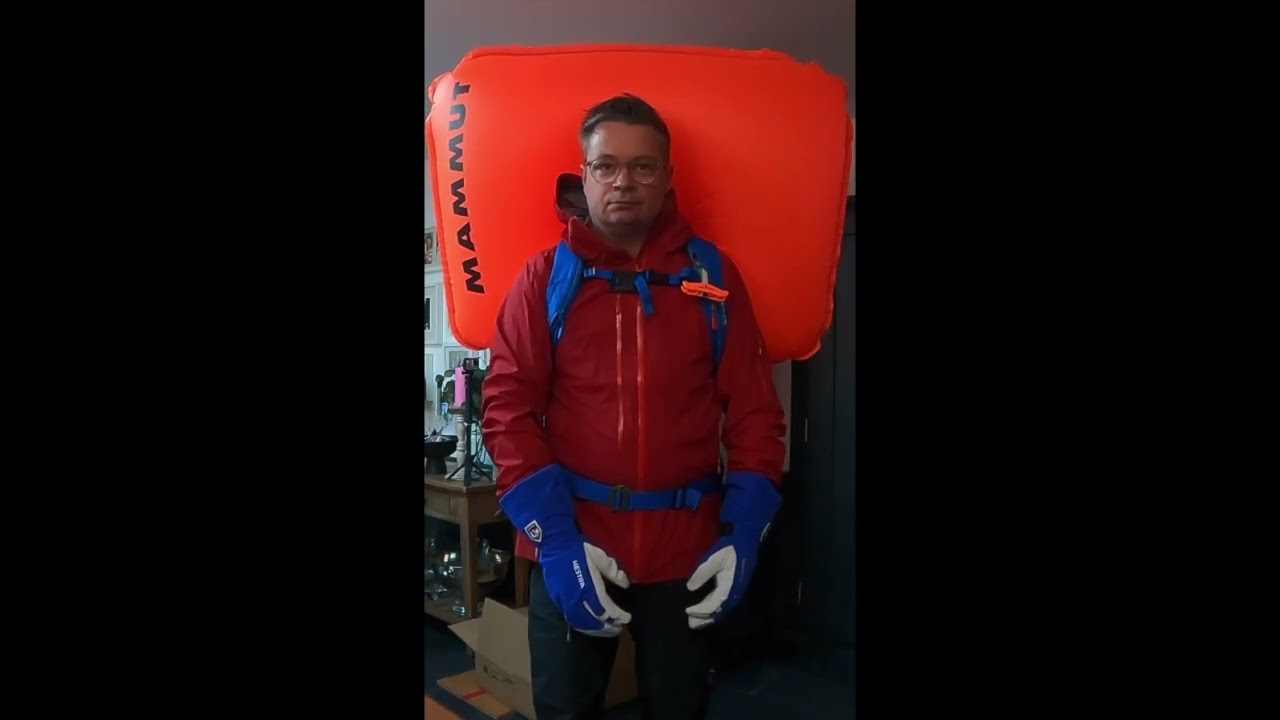 Mammut R.A.S. 3.0 airbag Test Fire (courtesy of Facewest.co.uk)