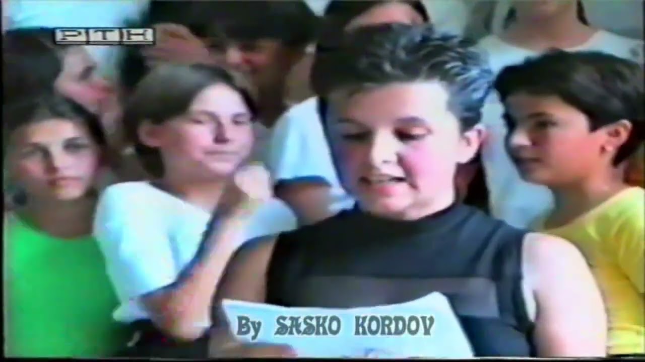 Detski Hor od O.U Goce Delcev i O.U Straso Pindzur 1999 Negotino