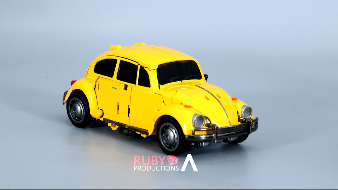 CE-01 Bumblebee TC-02 KO Oversized (Stop Motion)