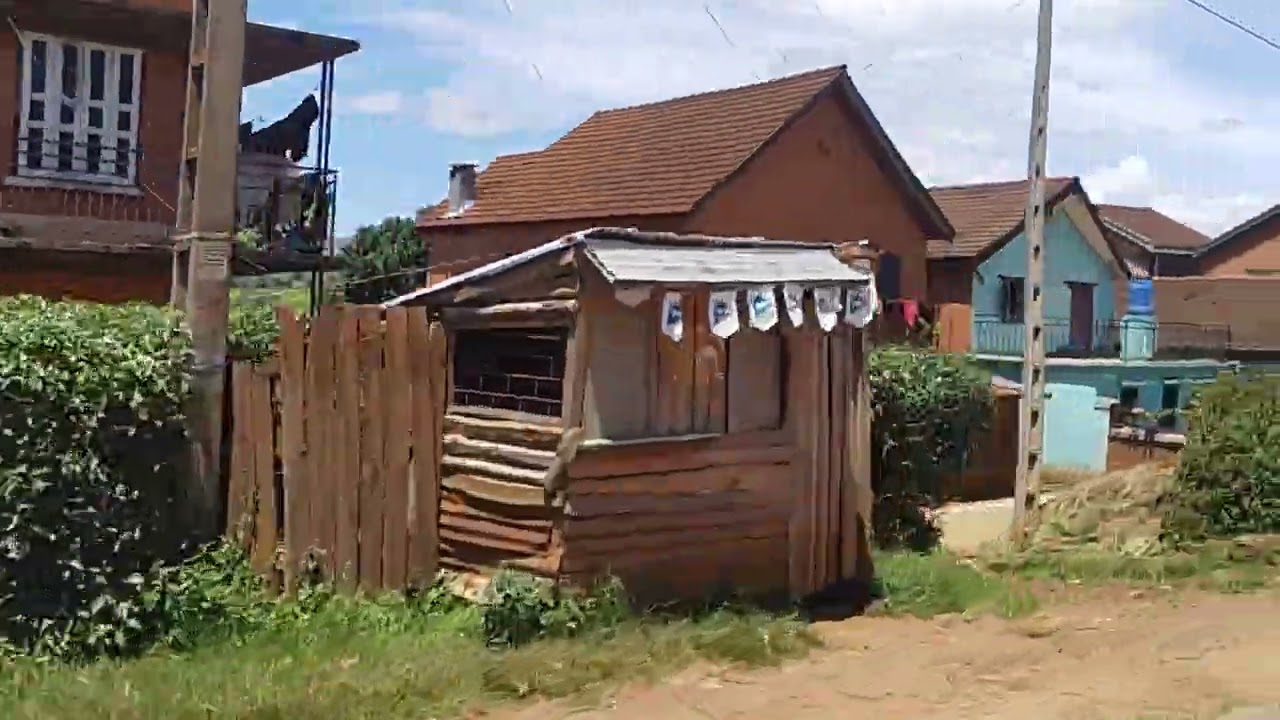 Tsivatrinikamo by Antanamanjaka to Ambohimanabe TALATA - Streets view of Antsirabe Madagascar 