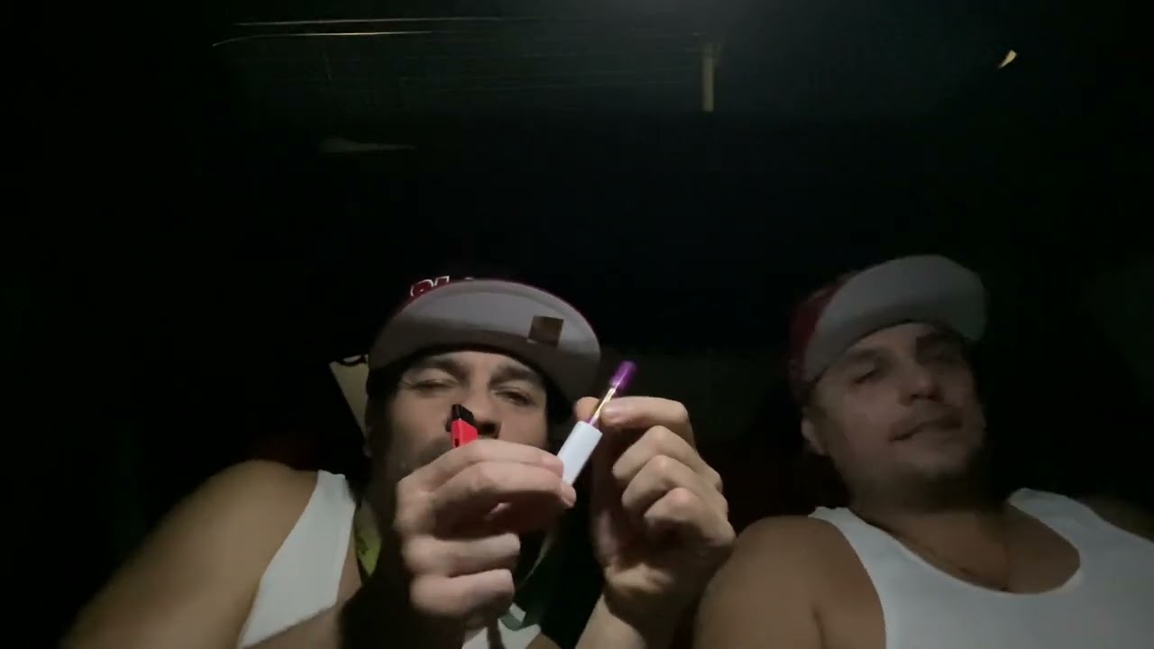 High 90&rsquo;s Cannabis oil rechargeable Vape strawberry review￼