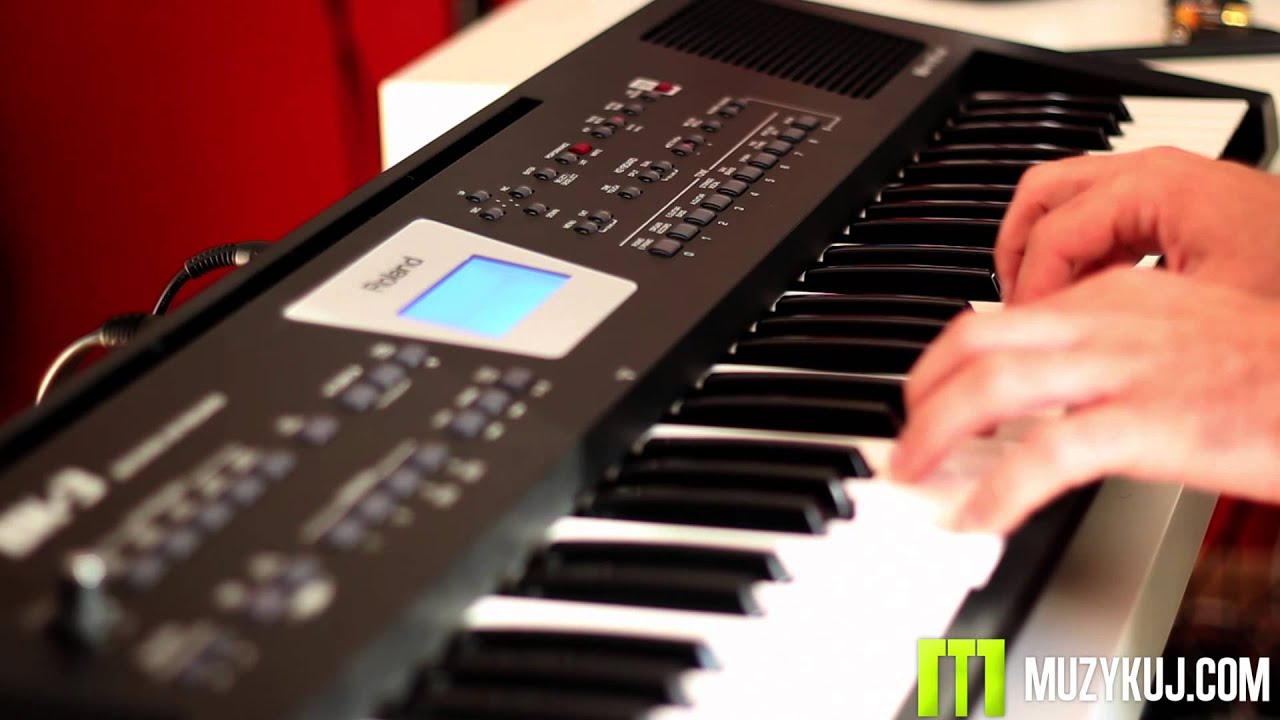 Roland Bk3 Piano