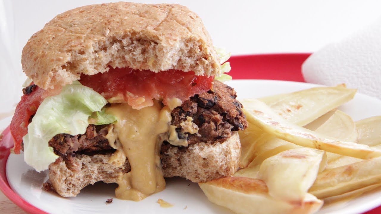 Juicy Lucy Burgers Recipe - The Sweetest Vegan Homemade Recipe