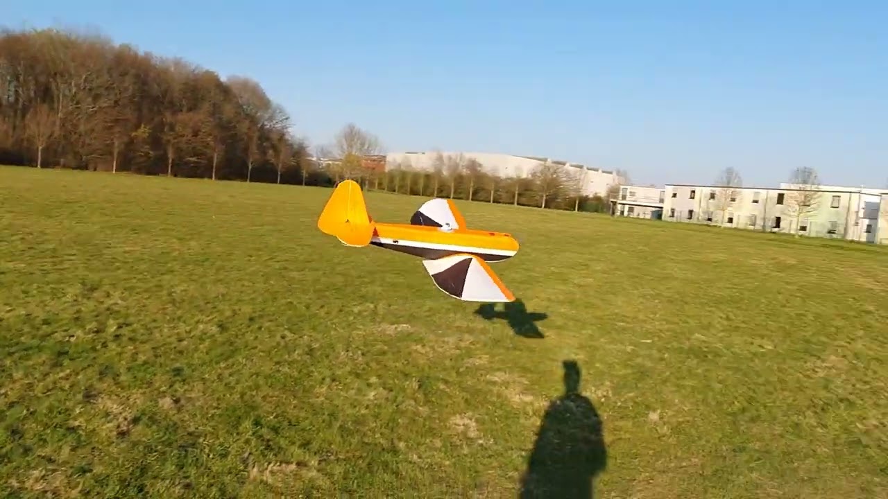 Erstflug Ebbi Tiefdecker