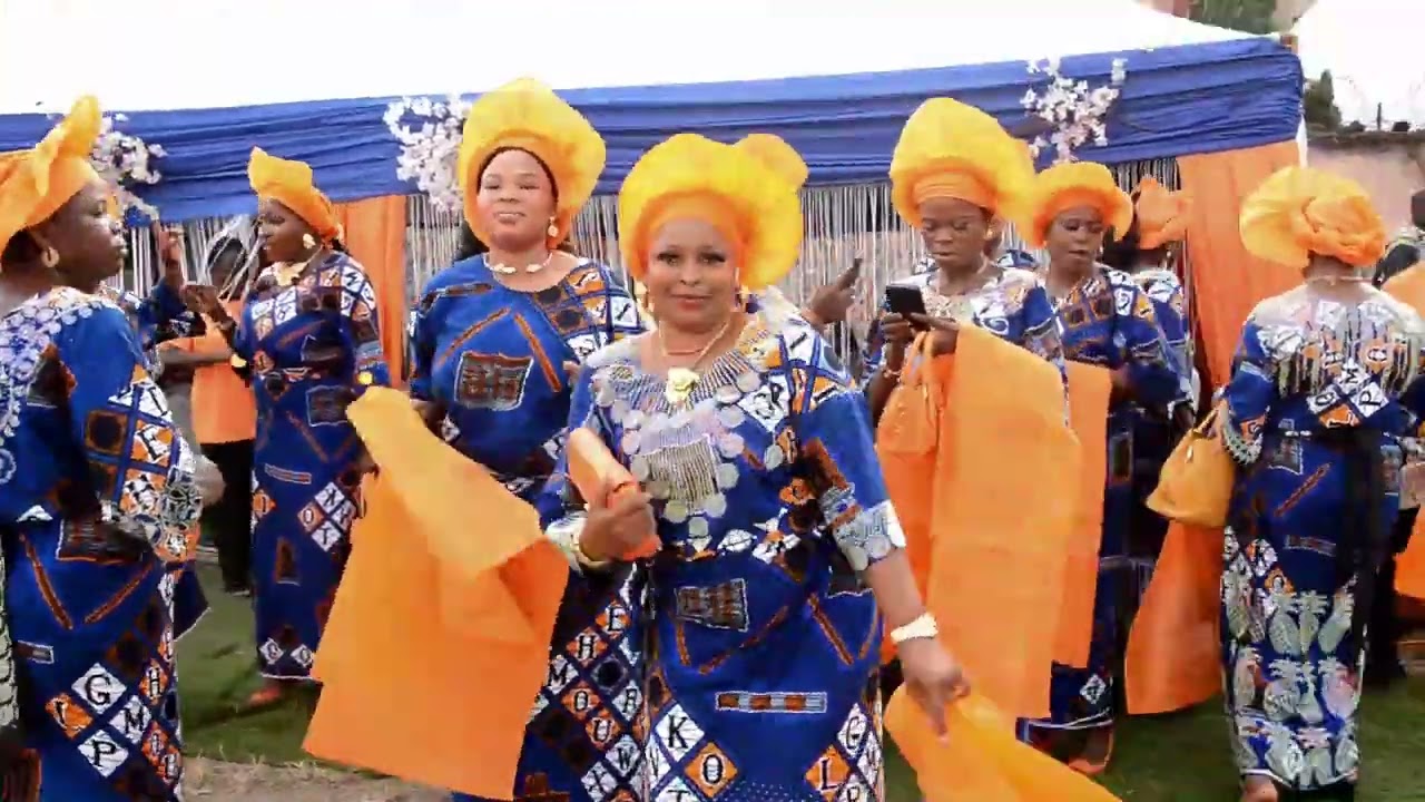 Late Pa DAVID AZELU (Reception @ Benin  part 2)