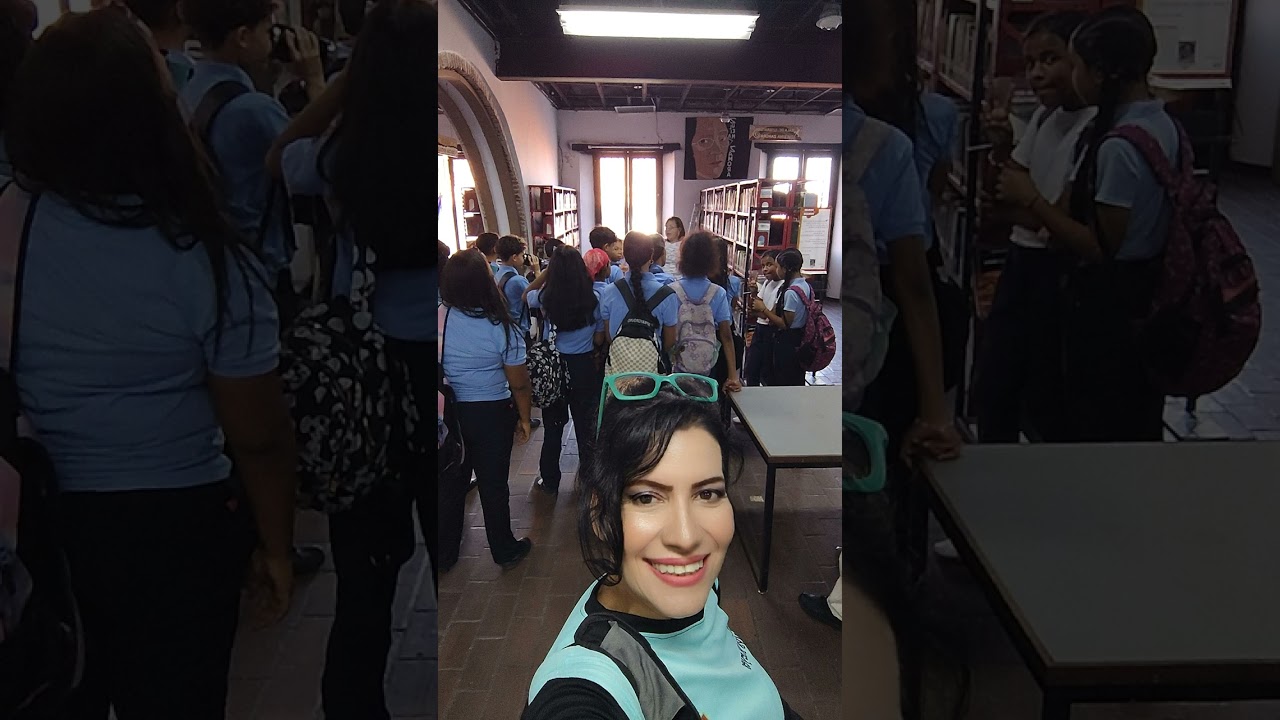 Visita a la Biblioteca Pública Central José María España en La Guaira 