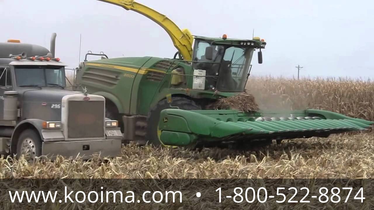 Grinding Earlage with a 18-row header using Kooima® Ag earlage adapter