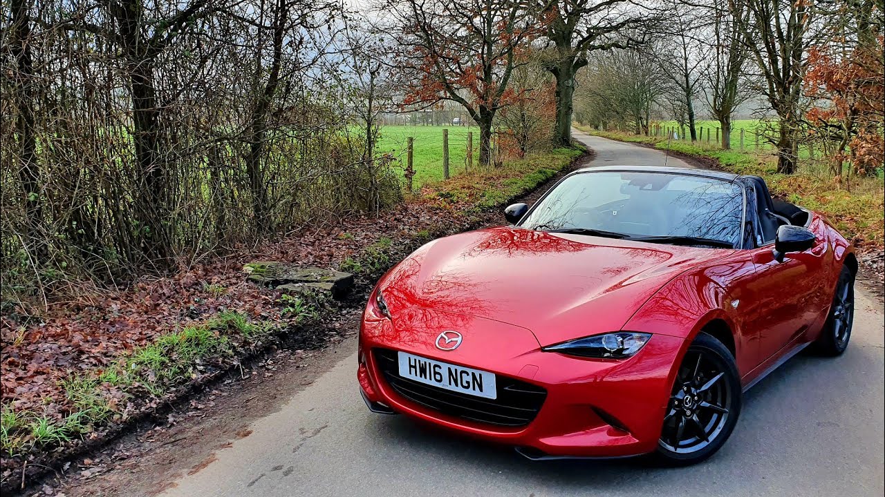 Обзор состояния и характеристик MAZDA MX-5 1.5 SKYACTIV-G Sport Nav MX5 ND Roadster 2016 года