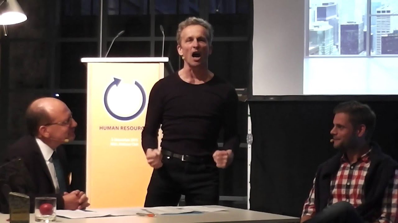 Immobilienwirtschaft: Studium zuerst, dann Job. Ein Bewerbungsgespräch als Real-Satire