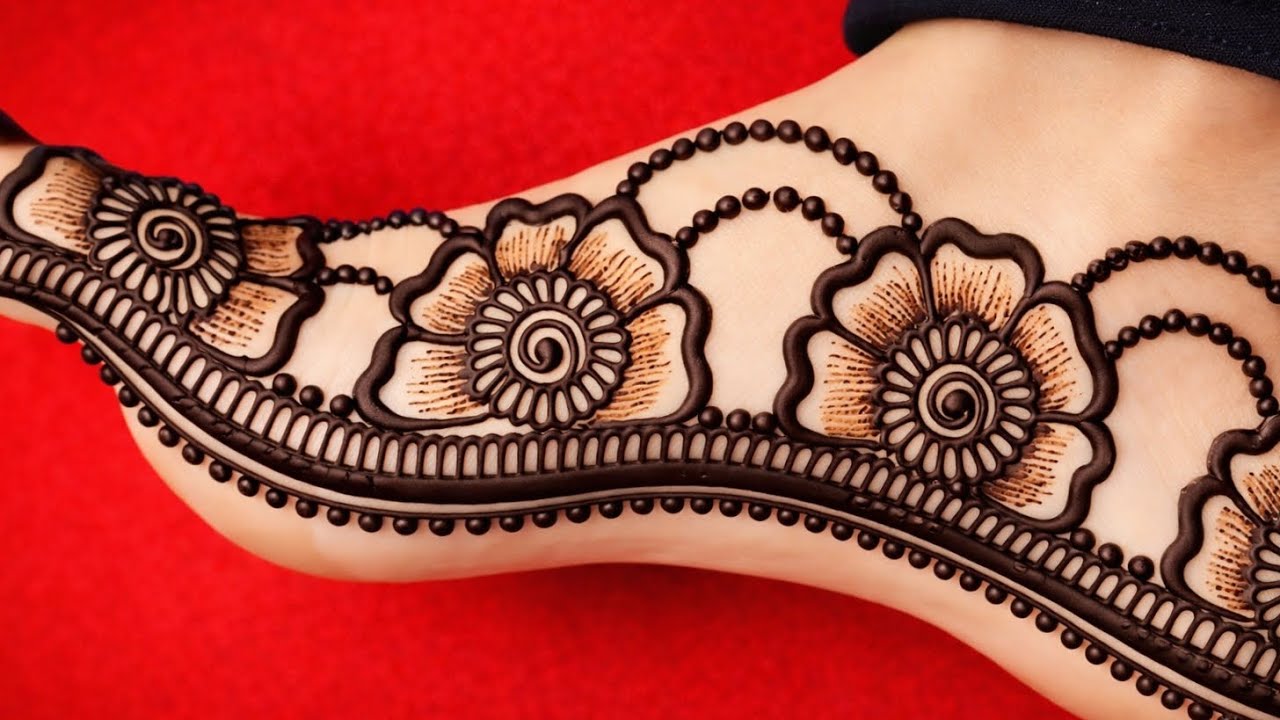 पैर के सिंपल मेहंदी डिजाइन #mehndi #viral #design #voide #heenamehndi #trendingvideo #mehandivideo 