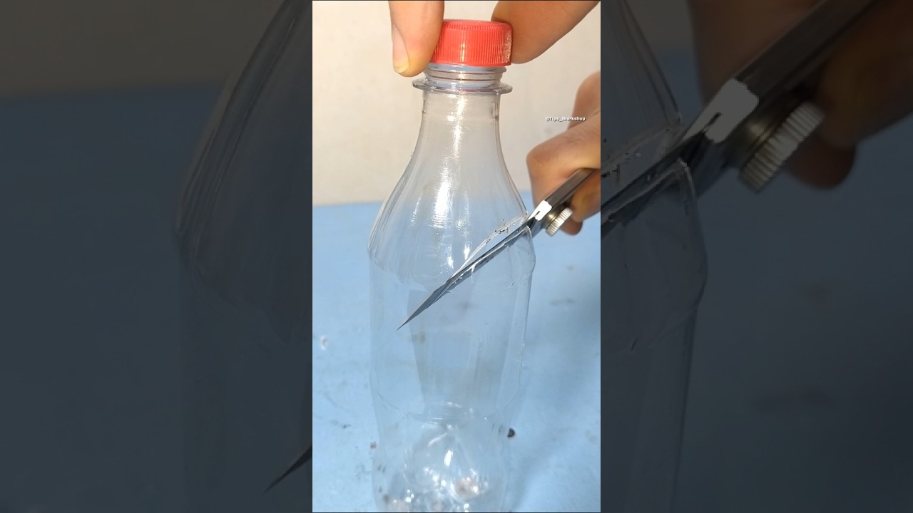 Great Construction Life Hacks with a Plastic Bottle that Will Come in Handy #diy #construction #tips