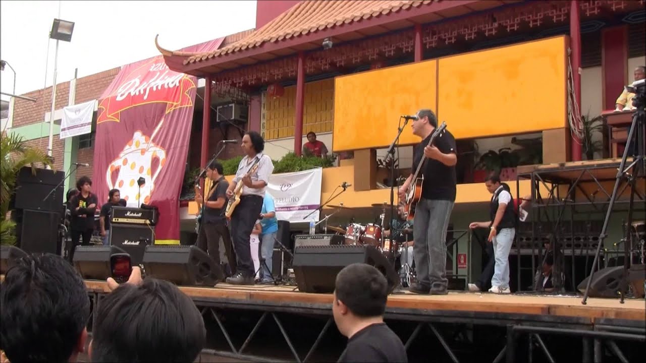 Grupo Rio interpreta 