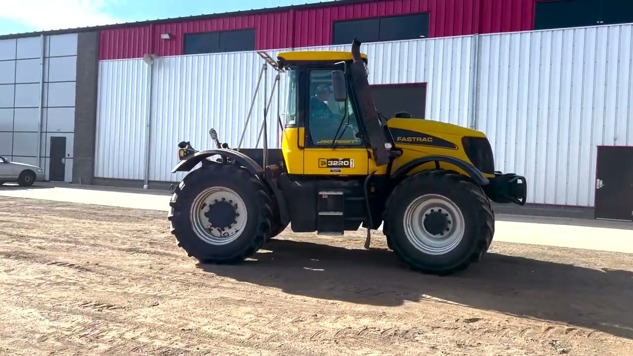 JCB 3220 Plus Fastrac MFWD Tractor