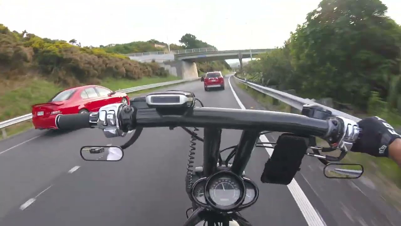Ride out Wellyz with the broz | Harley Davidson Vrod Breakout