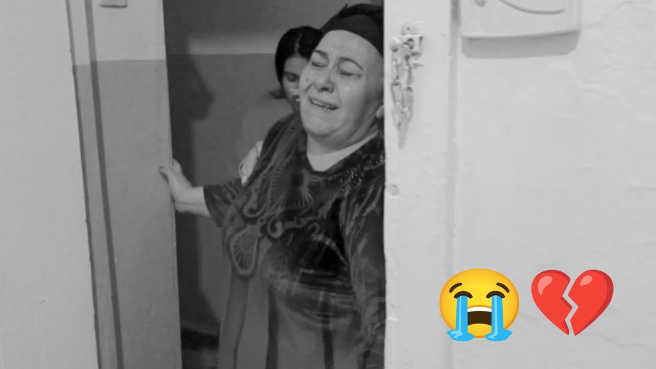 مسكو أحمد شوفو امي بكيت ياحرام 😭💔