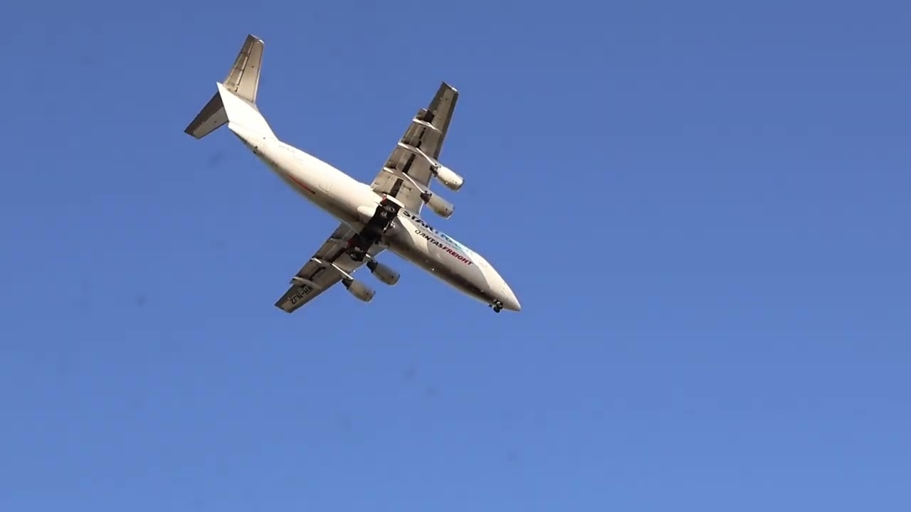 Qantas Frt/National Jet Express BAe146-300(QT) VH-NJZ SYD-OOL RWY32 
