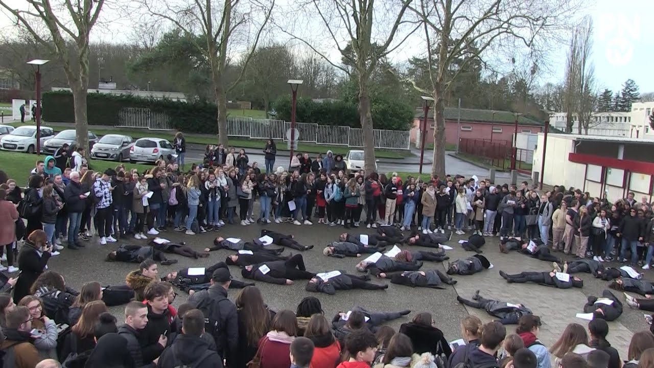 Mise en scène funèbre à Val-de-Seine