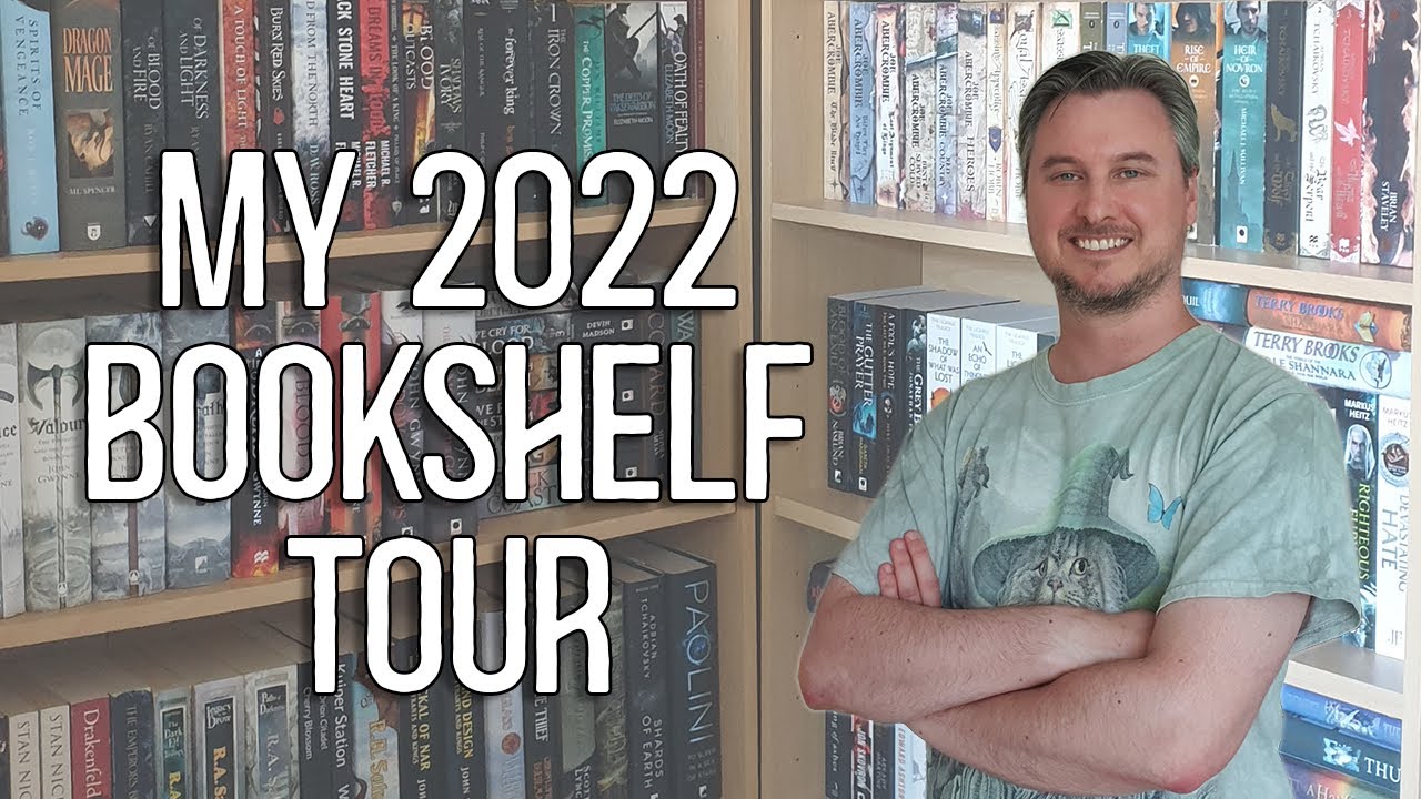 Мой тур по книжным полкам Fantasy 2022 — более 270 книг
