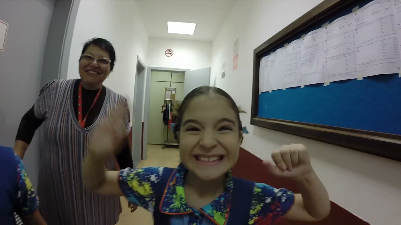 Chiquititas Bastidores - sem som - https://www.youtube.com/watch?v=ZK9EYRL2Y4M