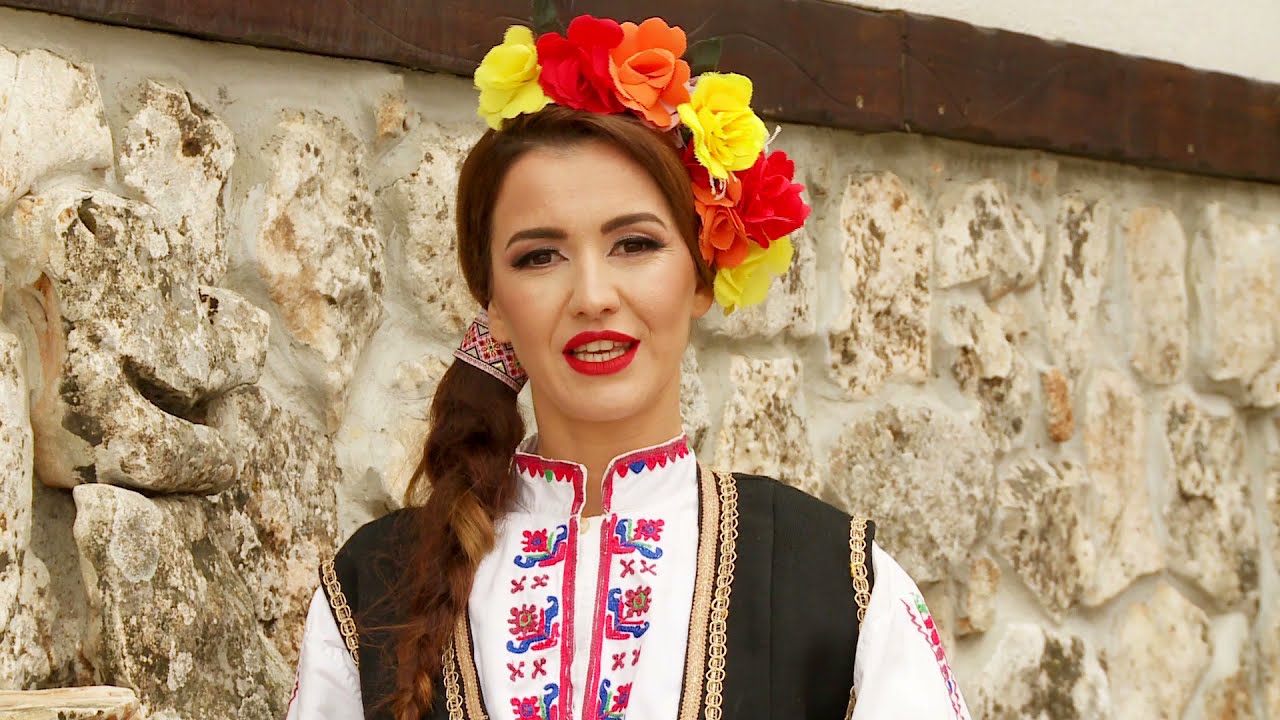 Kristina Stoikova ork Burgas - Snoshti minah mamo | Кристина Стойкова орк. Бургас - Снощи минах мамо