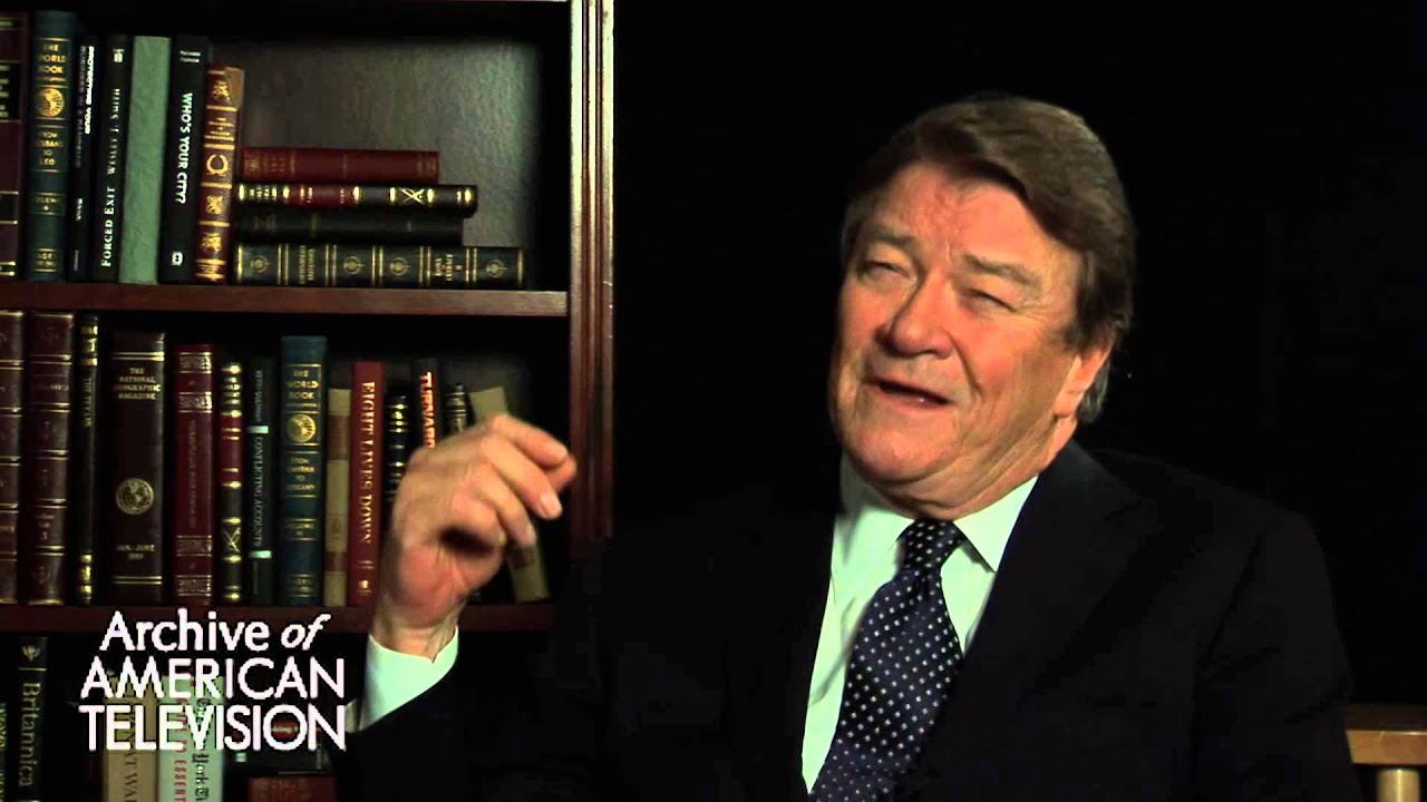 Steve Kroft discusses becoming a foreign correspondent - EMMYTVLEGENDS.ORG