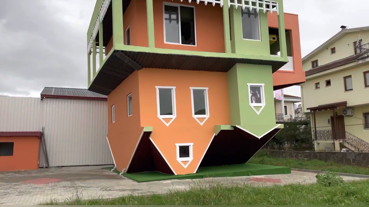 البيت المقلوب في #طرابزون  🏡Upside-down house in Trabzon