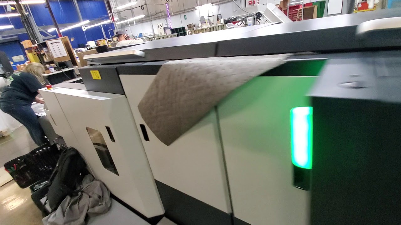 Horizon SmartStacker near line with HT-12000