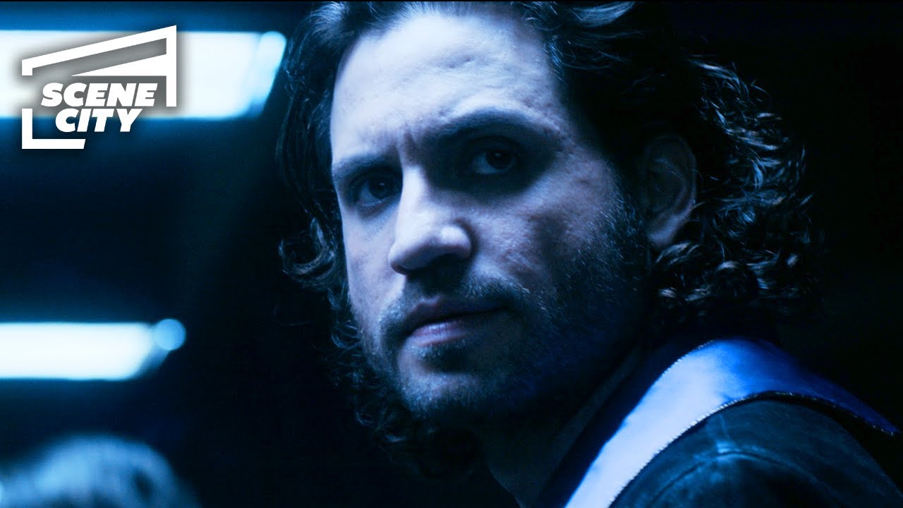 Deliver Us From Evil: First Stage of Exorcism (Edgar Ram&iacute;rez, Sean Harris Clip)