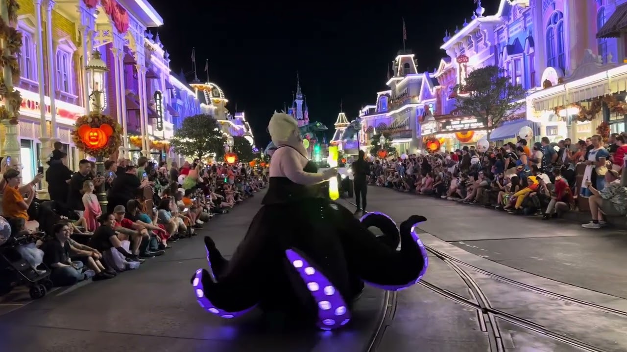 Mickey not so scary : Boo to you parade #waltdisneyworld #wdw #disneyland #halloween