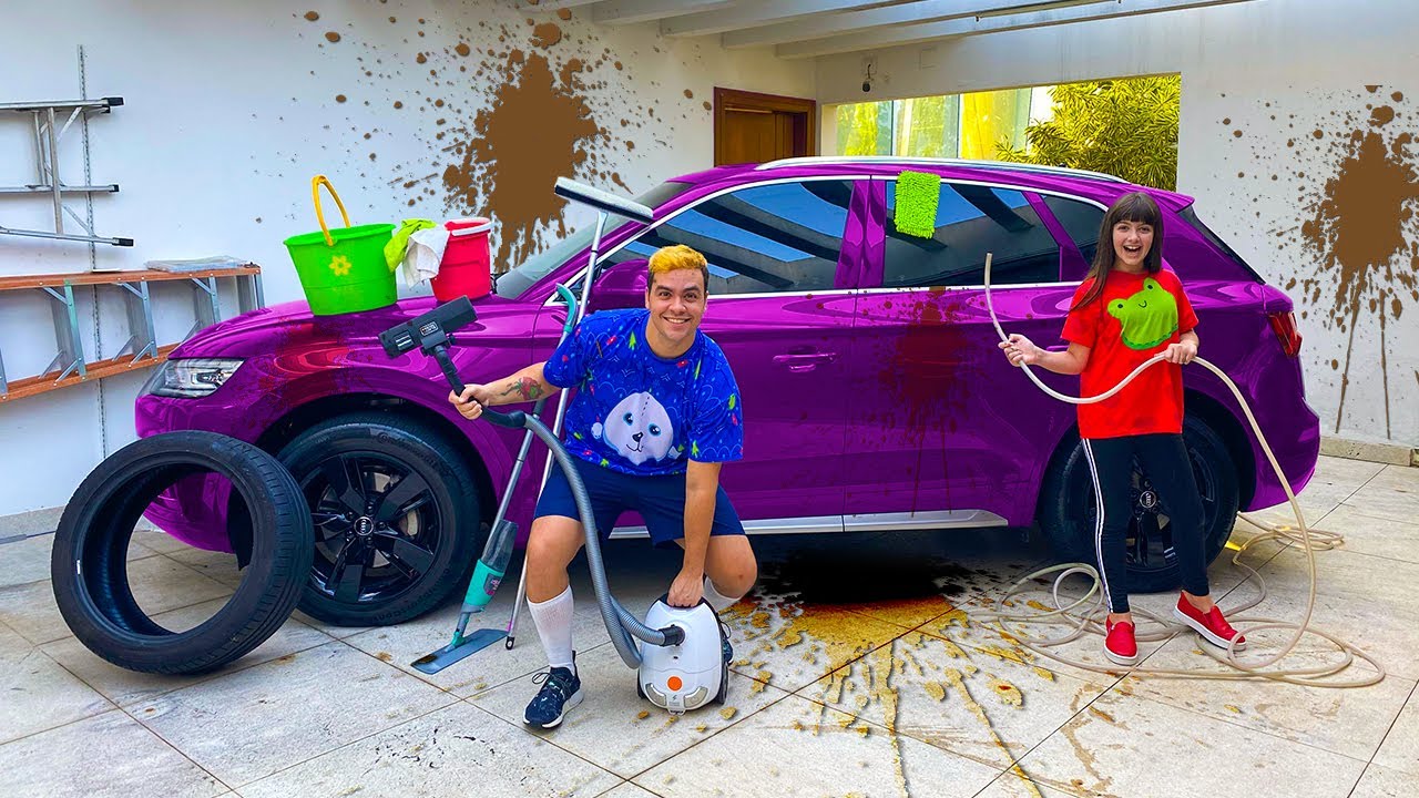 BRINCANDO DE LAVAR O CARRO DA NOSSA MAMÃE !! (pink car wash mom) Luccas Netoe sua irmã