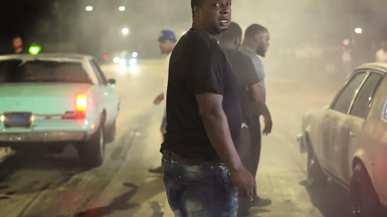 Джексон, магистр уличных гонок… Бак Катласс против Нода 4-дверного Катласса (Доктор Смерть)… Посм...