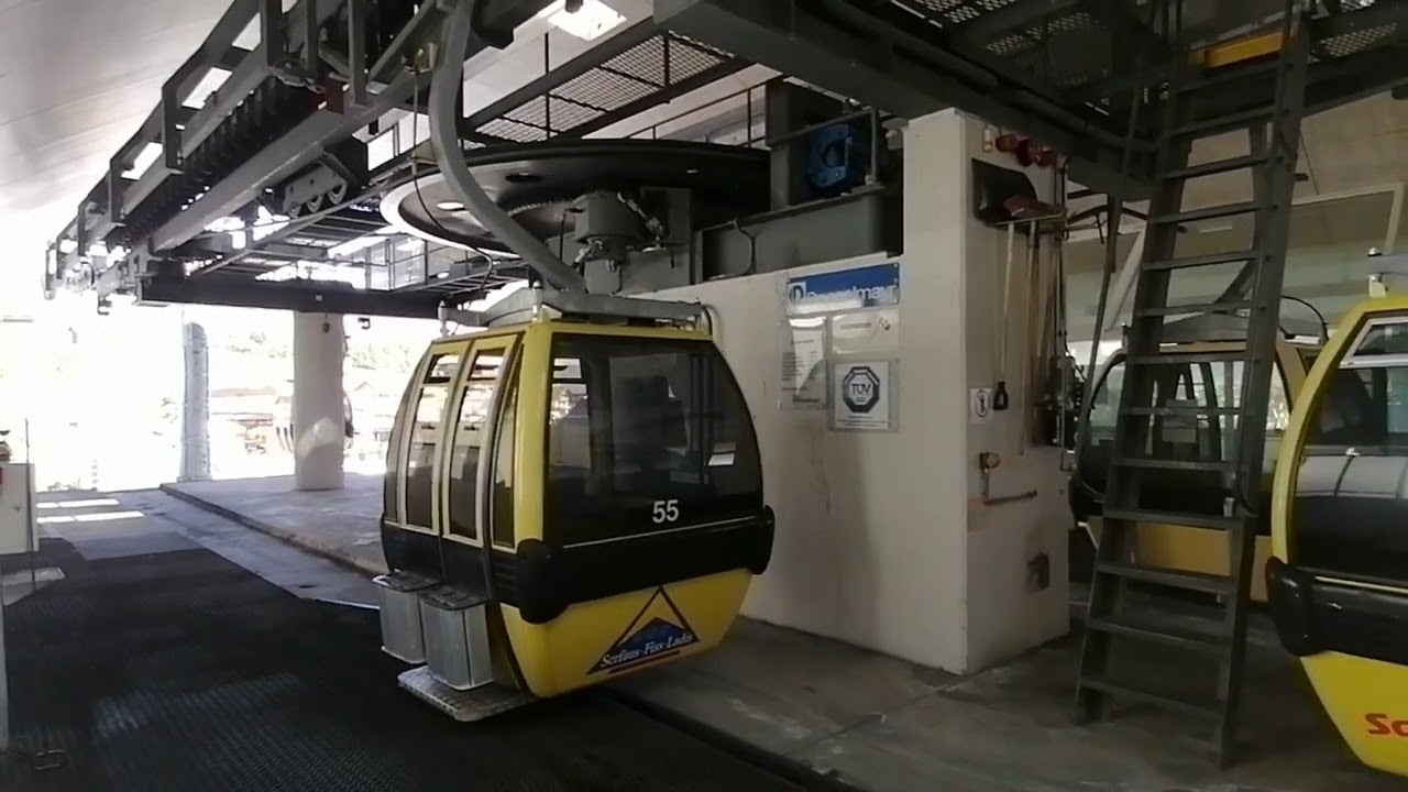 Sonnenbahn Bergstation Seilbahn Gondelbahn Ladis Fiss Tirol Österreich