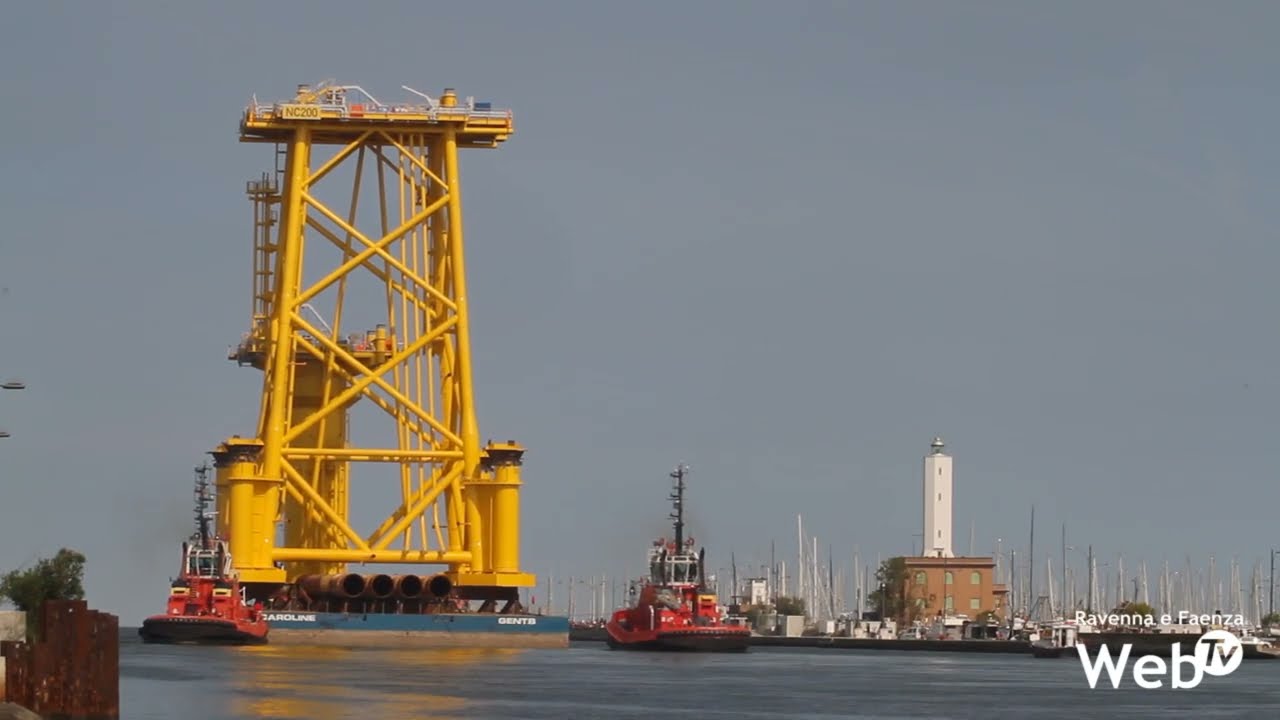 Partita per i mari del nord grande struttura dai cantieri Rosetti Marino