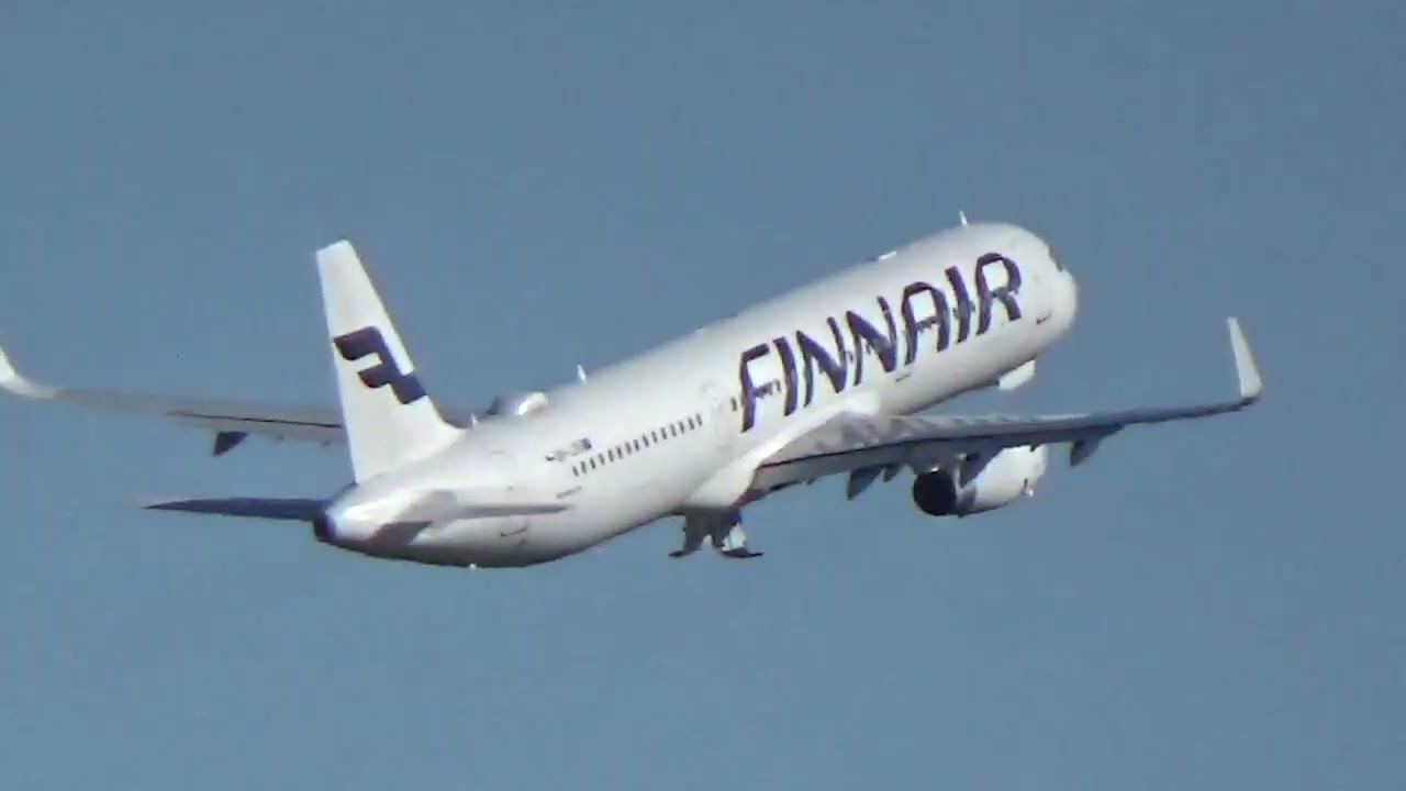 Lentokoneita Helsinki-Vantaa lentoasemalla Airplanes Helsinki-Vantaa 7/25