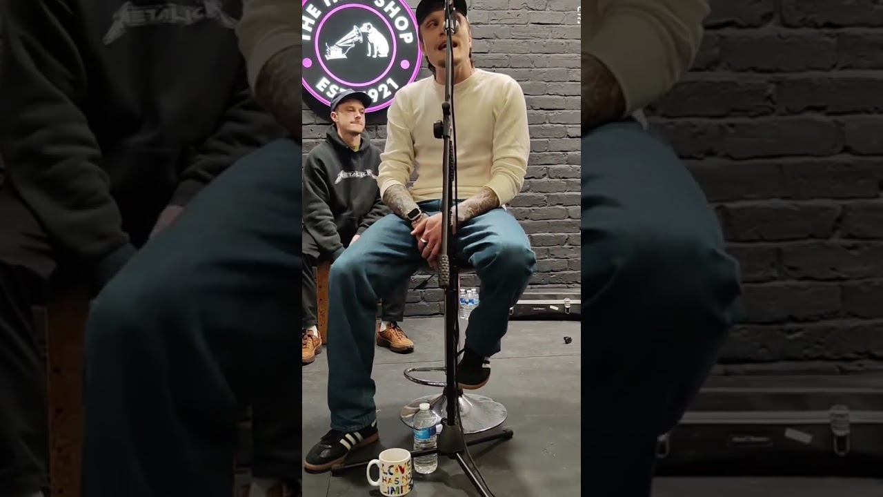 Neck Deep - Dumbstruck Dumbfuck live acoustic