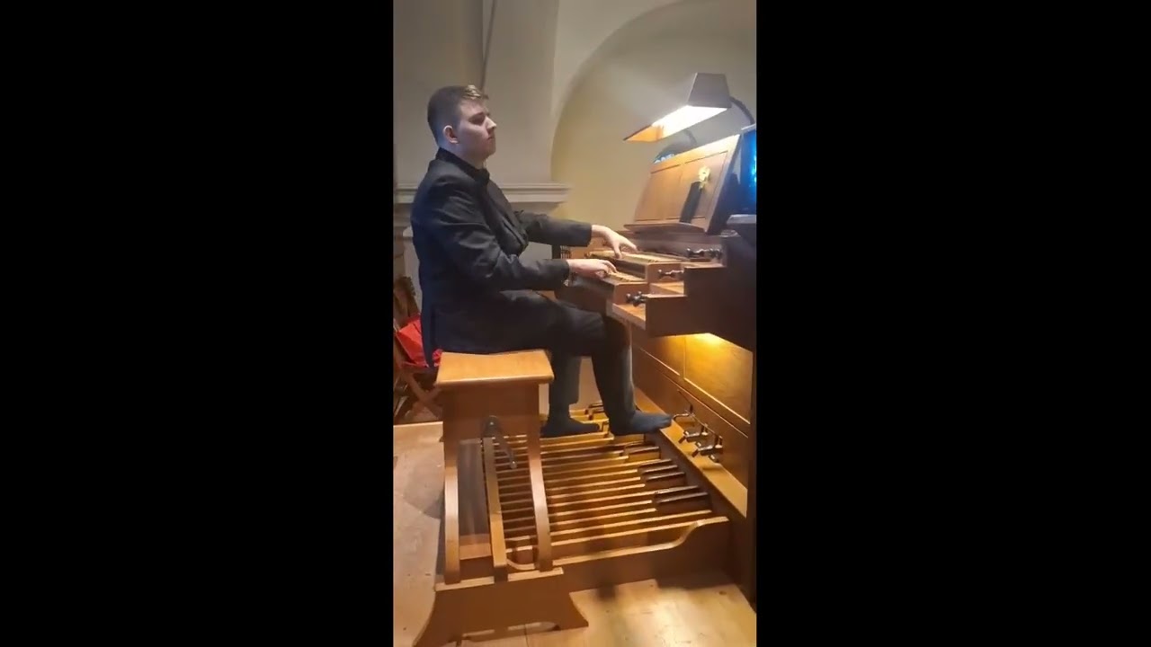 Mein erster Gottesdienst an der Orgel – Pottenstein (AT) | Einzug: GL 711/1 • Auszug: Skyfall