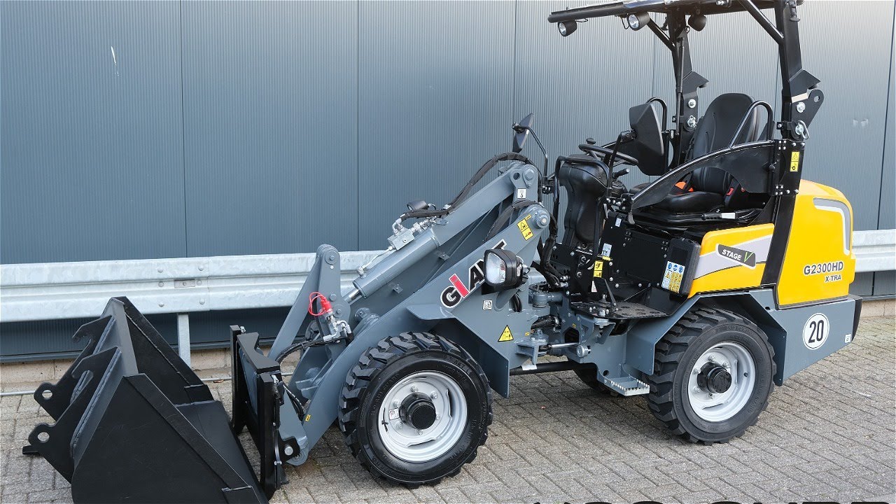 Giant G2300HD X-TRA - For Sale